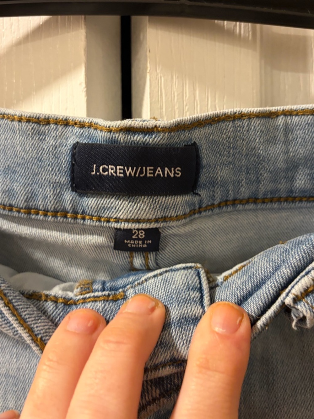 J.Crew Light Wash Button Fly Jeans High Rise Slim Straight Cropped Size 28 - Picture 2 of 5